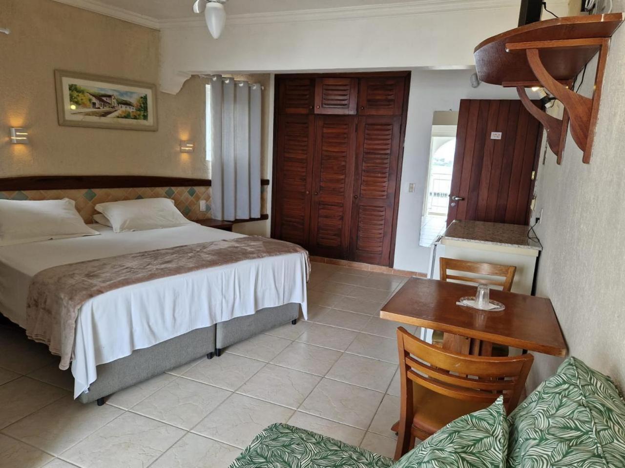 Deluxe Double or Twin Room with Spa Bath,1505104000:JPEG